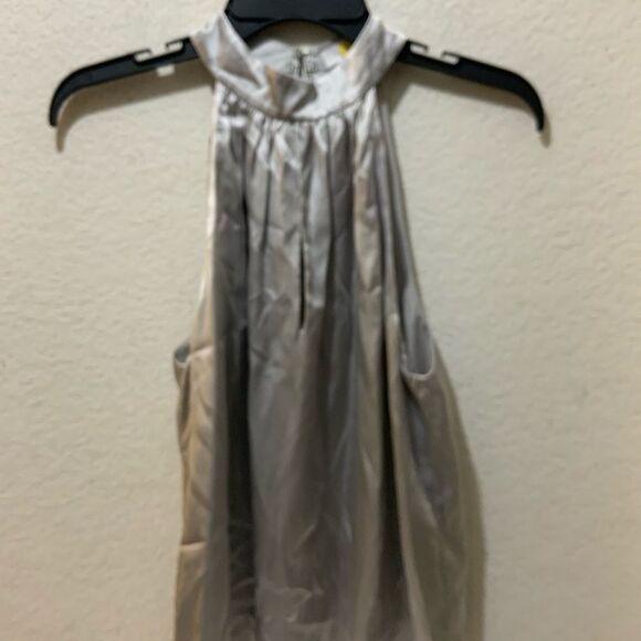 Intermix silk sleeveless top  Mock Neck size M - Picture 2 of 6